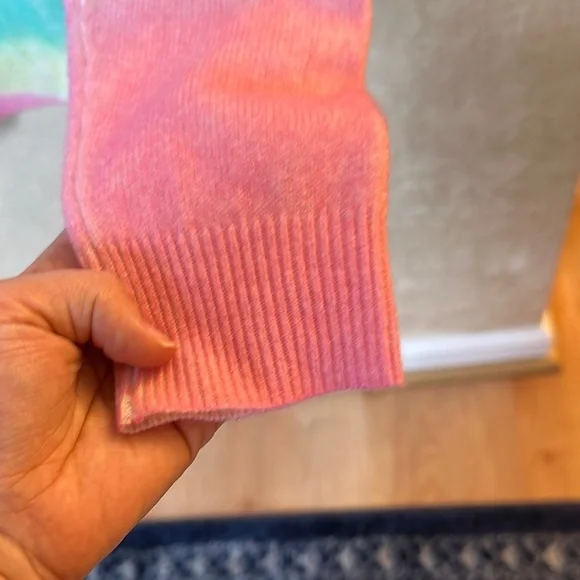 Bloomingdale's Cashmere Tie-Dye Pullover size medium - Picture 6 of 7